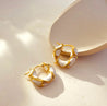 Boucles d’Oreilles Petite Créole en Cuivre Doré et Blanc – Élégance Lumineuse – Écrin Offert "Riviera" Mara Bijoux