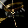 Collier Doré Carrés Entrelacés & Tige | Écrin Offert "Reflets" Mara Bijoux