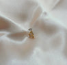 Piercing Nez Papillon Doré Volant – Perle Blanche – Acier Inoxydable, Tige en L + Écrin Offert "Abelle Doré" Mara Bijoux